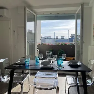 Apartamento Dachgeschoss Fuer 4 Mit Terrasse, Viena