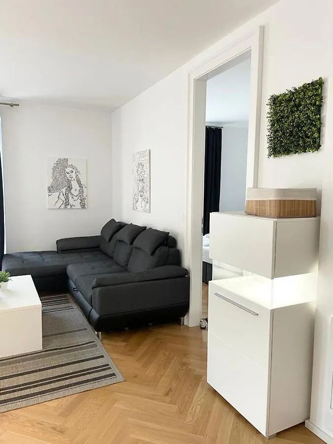 1St City La Opera Suites Viena